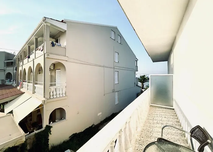 Kappa & Lamda Apartments
