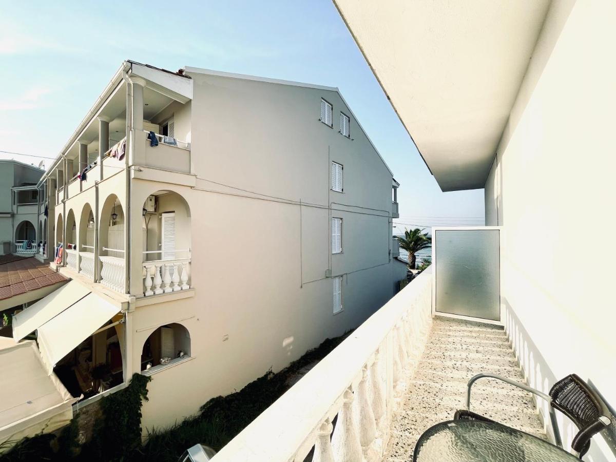 Kappa & Lamda Roda (Corfu)